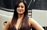 FIR against Shweta Tiwari for hurting religious sentiments with ’bra’ comment